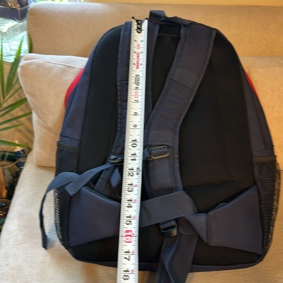 Fila  Backpack - Picture 4 of 8